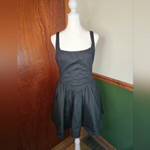 Elegant Black Sleeveless Dress